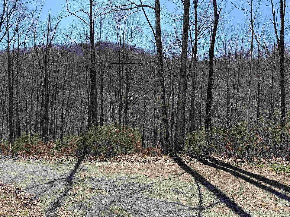 1st image of 145 Yellow House Ln