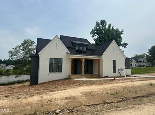 395 Meadow Walk Dr, Fuquay Varina, NC 27526