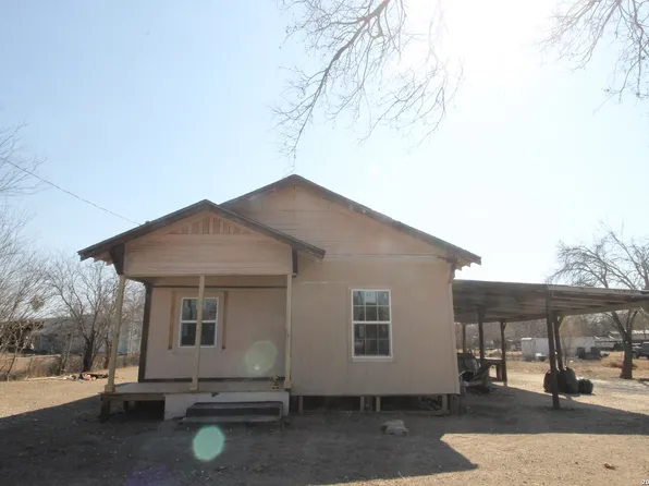 536 W Villaret, San Antonio, TX 78221