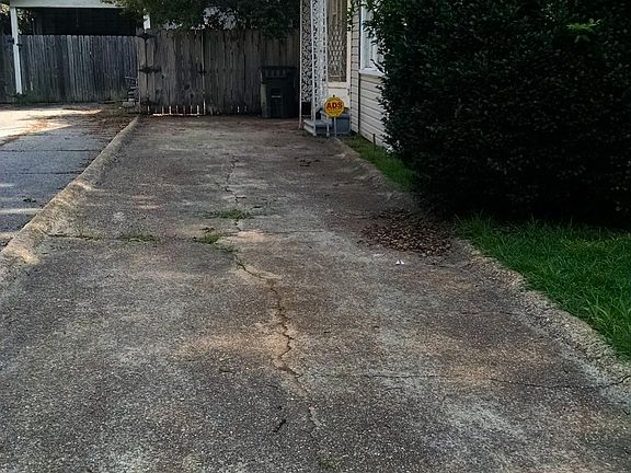 2nd image of 1712 8th St