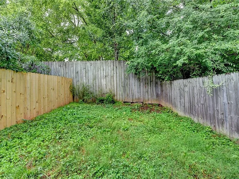 3876 Meadow Creek Dr — Photo 36