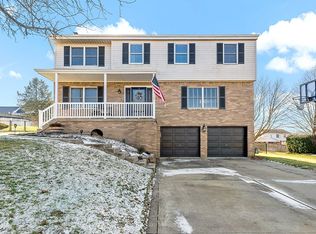 37 Janette Cir, Irwin, PA 15642