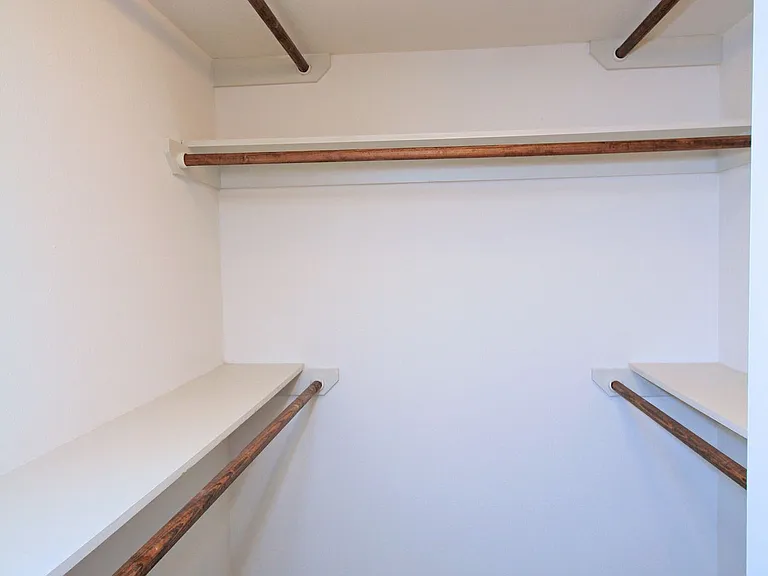 BlueBird Apartments — Photo 15
