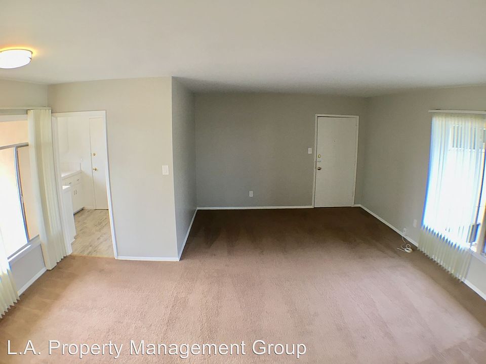 1st image of 9533 Crenshaw Blvd APT 3