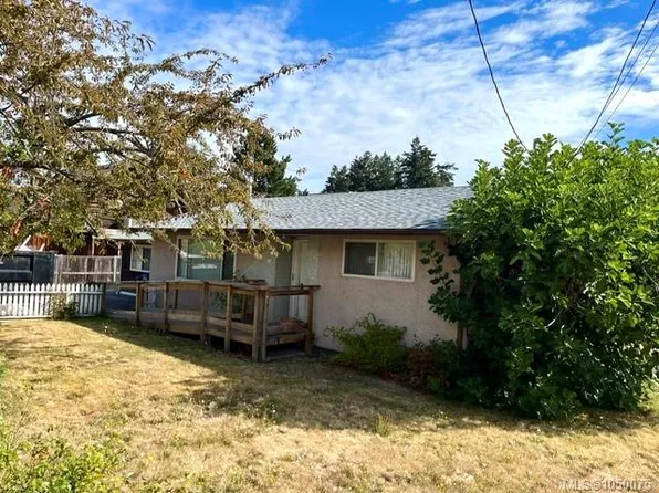 160 Moilliet St N, Parksville, BC V9P 1K8