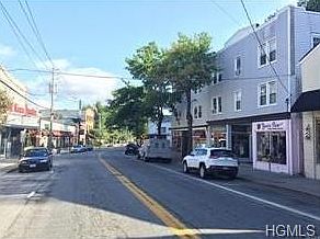 2nd image of 139 E Main St APT 1