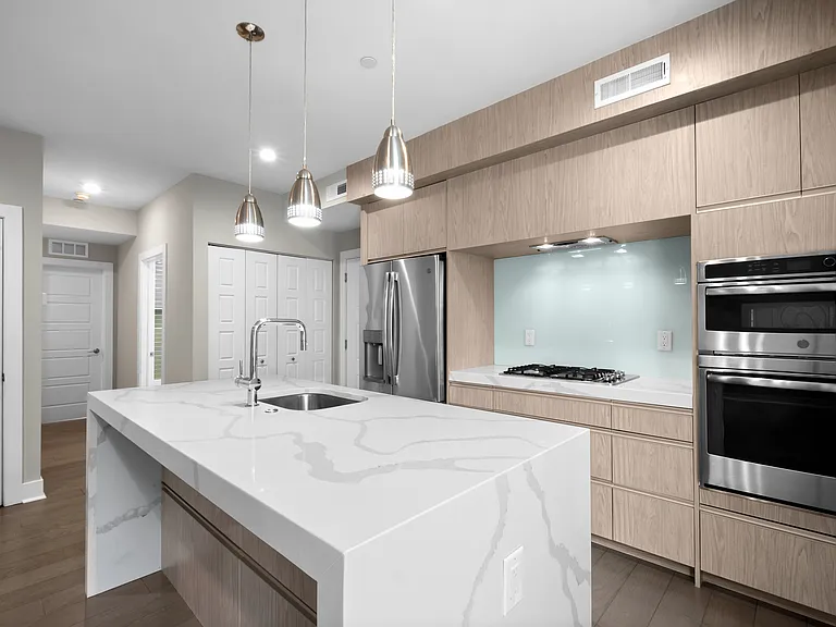1405 Frankford Ave #405 — Photo 9