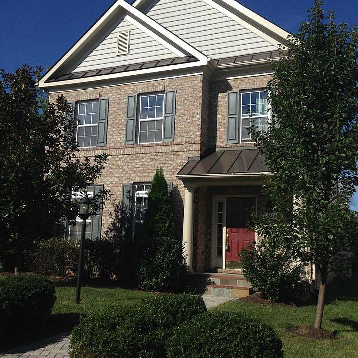 1st image of 22646 Tivoli Ln