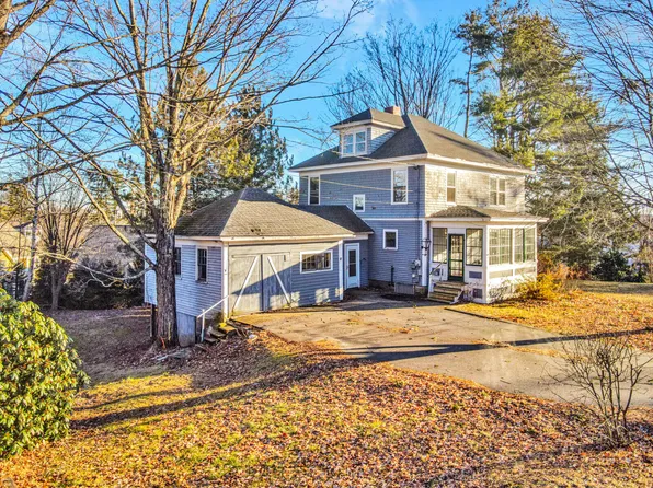 7 Perkins Street, Topsham, ME 04086