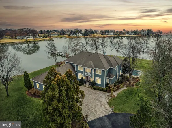 137 Tanners Point Dr, Stevensville, MD 21666