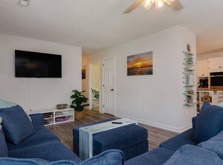 700 Charlotte Ave, Carolina Beach, NC 28428