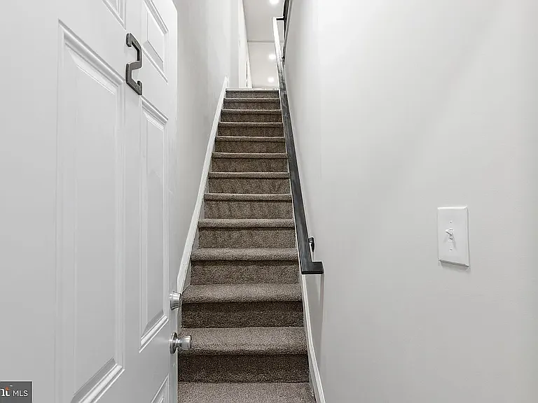 4334 Parrish St #2 — Photo 2