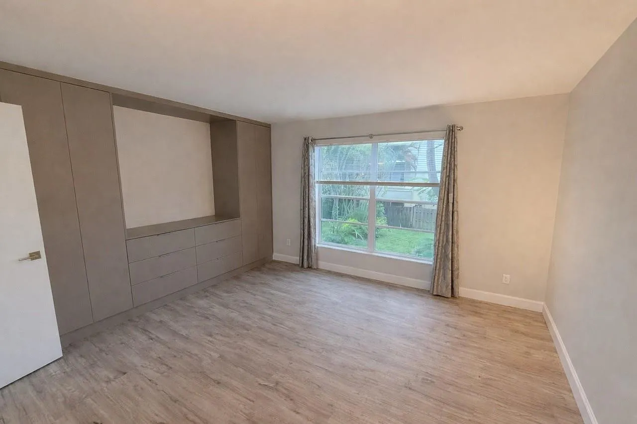 2 bed, 1.5 bath, 1000 sqft, $2,550 — Photo 4