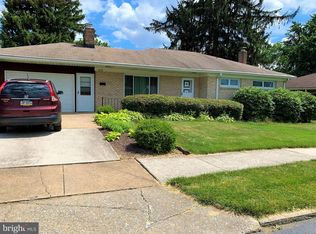 3237 Larry Dr, Harrisburg, PA 17109