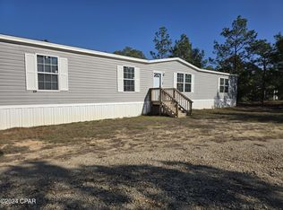 199 E Tulip Ave, Defuniak Springs, FL 32433