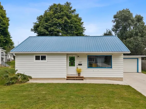 227 Grove Street, Randolph, WI 53956