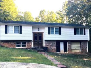 107 Panorama Ct, Greenville, SC 29611