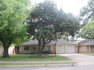 10659 Northbrook Dr, Houston, TX 77043