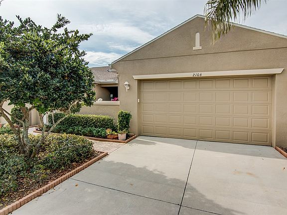2nd image of 2106 Sifield Greens Way