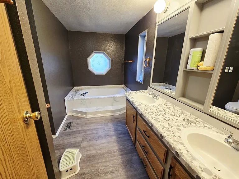 140 SE Fuchsia Ave — Photo 14