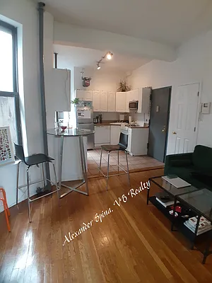 Rented by Vanderborgh Realty  | media 11