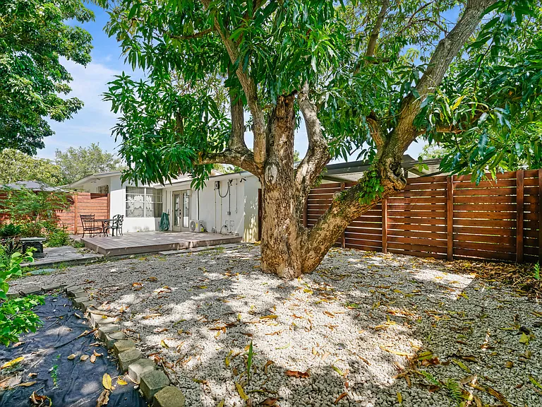3355 SW 22nd St #1 — Photo 6