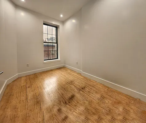 Rented by RELEASE NY | media 6