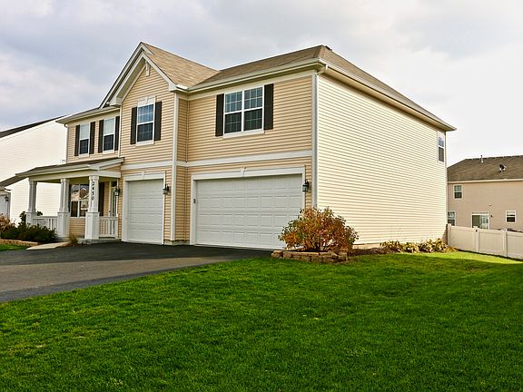 3rd image of 2450 River Hills Ln