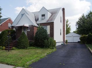 29 Roosevelt Ave, Clifton, NJ 07011