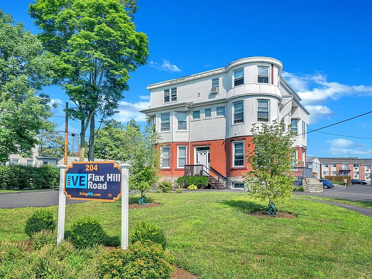 204 Flax Hill LLC — Photo 17