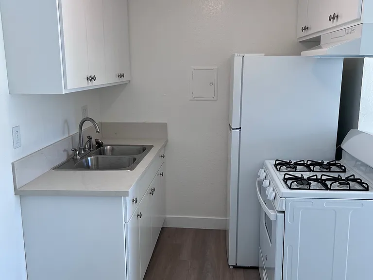 8770 Van Nuys Blvd #1 — Photo 4