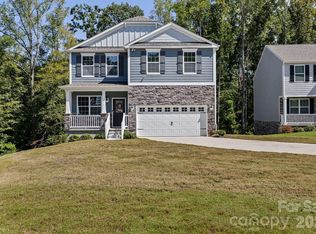 3741 Stanley Creek Dr, Mount Holly, NC 28120