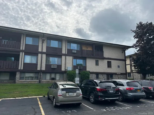 260 N Main Street #B32, Spring Valley, NY 10977