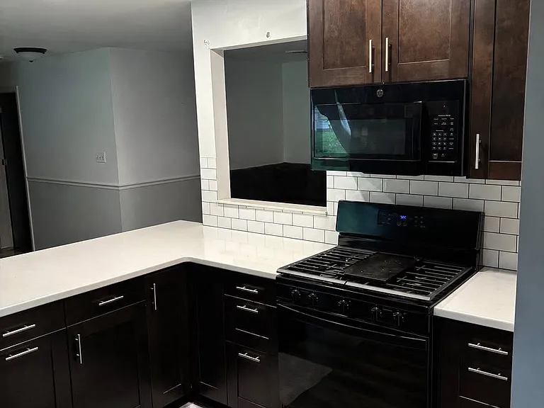 405 Knolls Dr — Photo 6