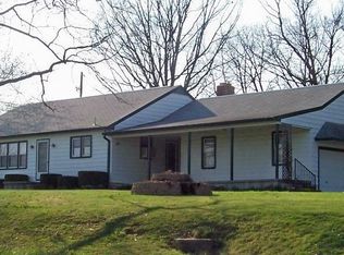 92 Mummerts Church Rd, Abbottstown, PA 17301