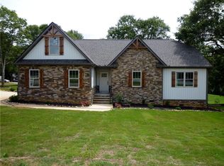 193 Amberwood Dr, Anderson, SC 29621