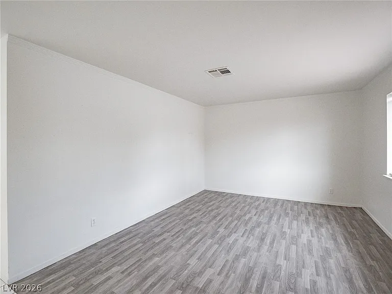 825 Hedge Way #2 — Photo 7