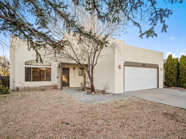 4040 Painted Pony Cir, Santa Fe, NM 87507