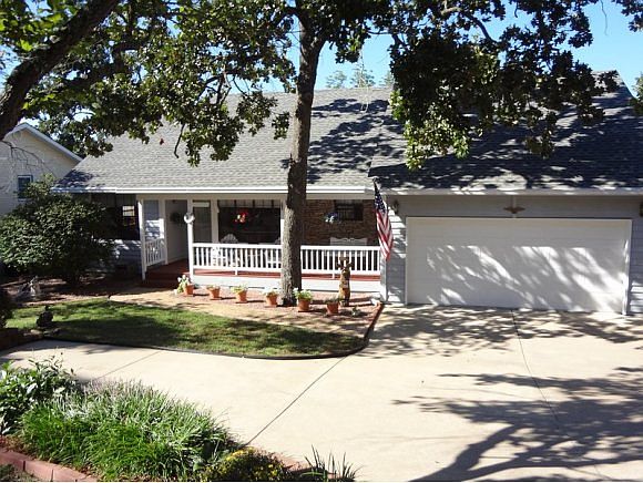 1st image of 28 Redbud Ln