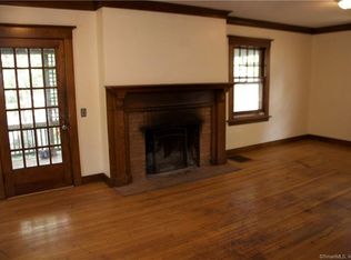 49 Hubinger St, New Haven, CT 06511