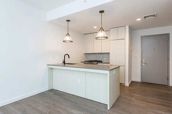 Rented by Nooklyn NYC LLC | media 17