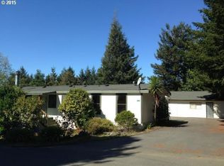 17820 Aqua Vista Ln, Brookings, OR