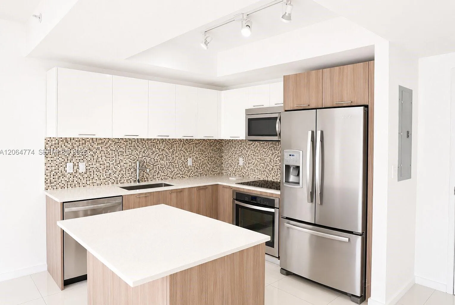 5252 Paseo Condo — Photo 4