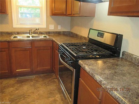 4th image of 2205 Overlook Ave