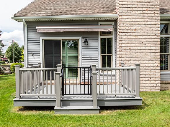 4th image of 7255 Green Meadow Ln