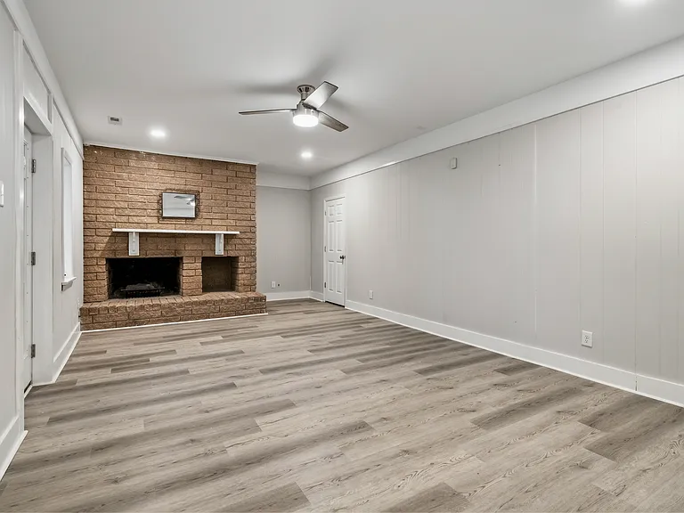 1504 Homestead Rd — Photo 44