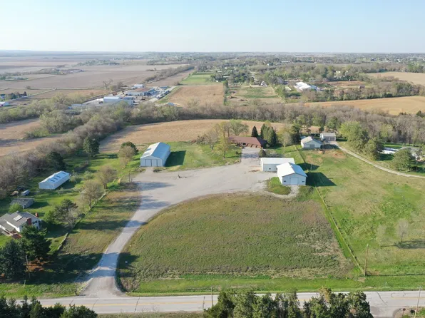 22704 Melia Rd, Gretna, NE 68028