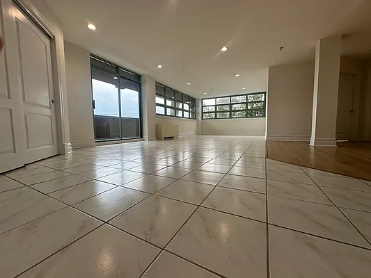 Rented by Astorian Realty Group LLC | media 2