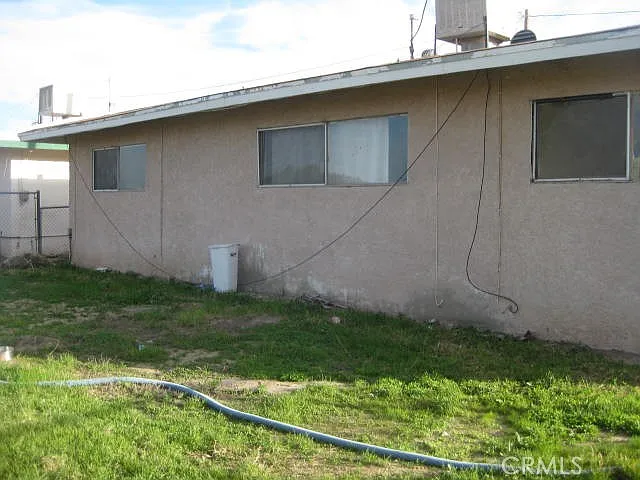 25526 Jade Rd — Photo 2