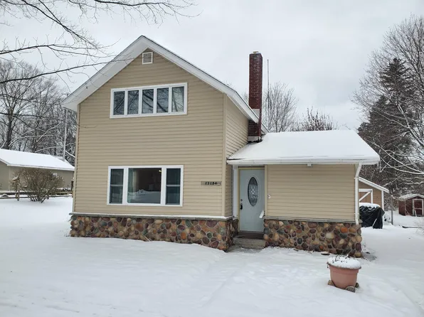 12150 Lynn St, Bear Lake, MI 49614